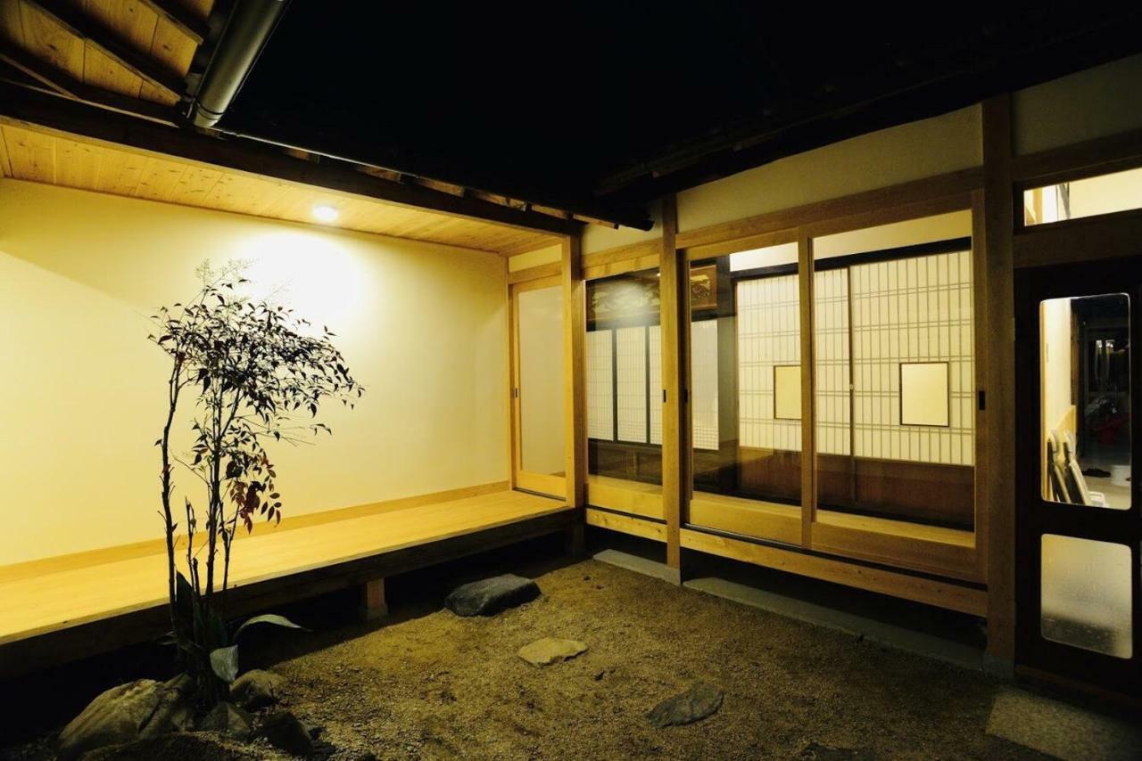 北房まちの駅 ゲストハウス Maniwa Eksteriør billede